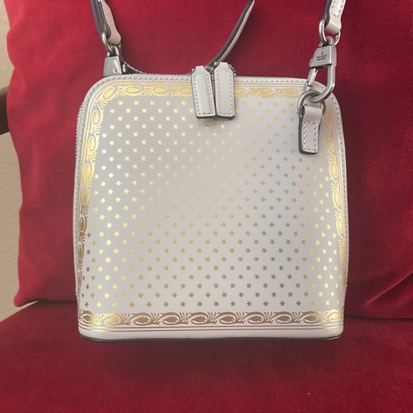 Brand new beautiful limited super cute Gucci crossbody bag - Picture 3 of 8